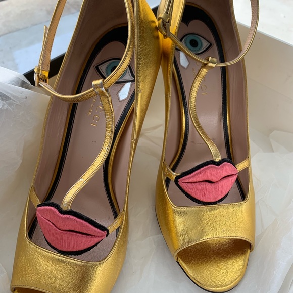 Gucci Molina Lips Pumps - Picture 2 of 8